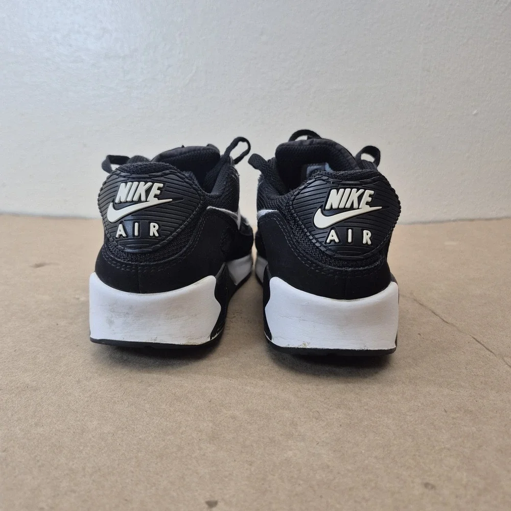 Size 8.5 • Nike Air Max 90 Black / White Women's Sneakers CQ2560-001‎